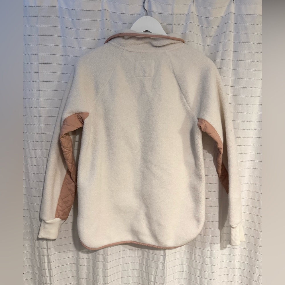 Abercrombie & Fitch Asymmetrical Snap Fleece Ivory and Pink Size Small - Picture 8 of 9